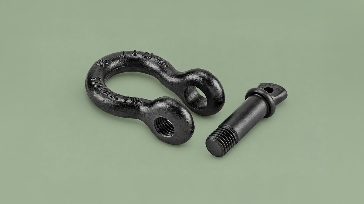 Shackle with screw bolts