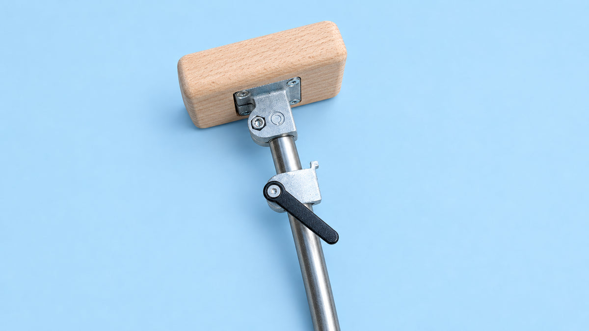 Locking Clamp for Spinning Blocks